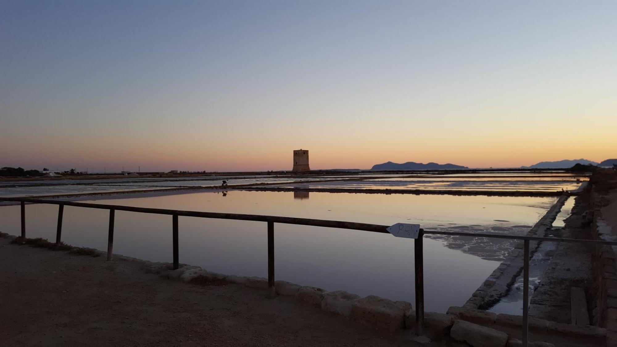 La Casa Di Paoletta A Due Passi Dal Mare Apartman Trapani Kültér fotó