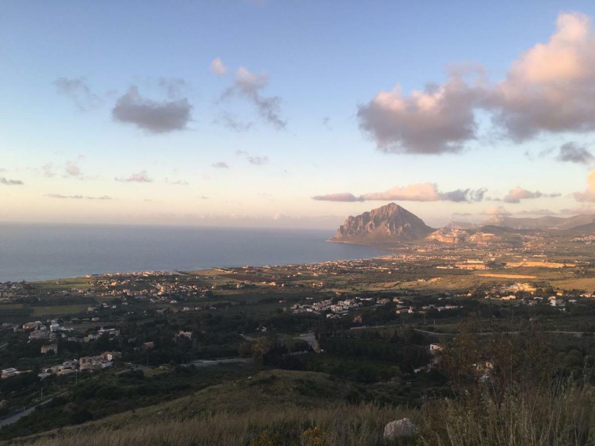 La Casa Di Paoletta A Due Passi Dal Mare Apartman Trapani Kültér fotó