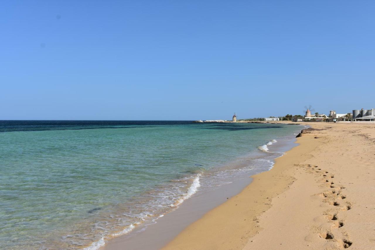 La Casa Di Paoletta A Due Passi Dal Mare Apartman Trapani Kültér fotó